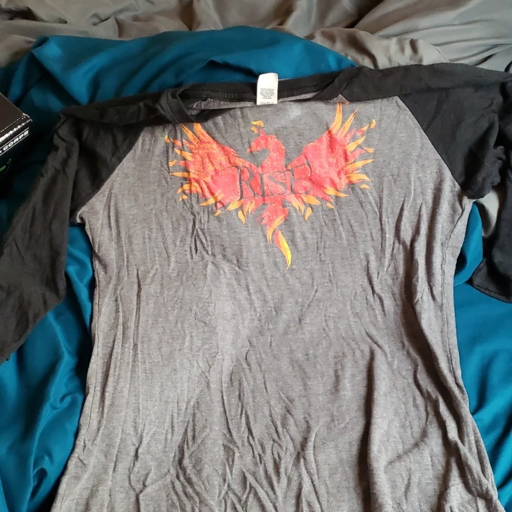5 Supernatural Long Sleeve Shirts/Tanks bought off shopstands.com - Picture 6 of 6